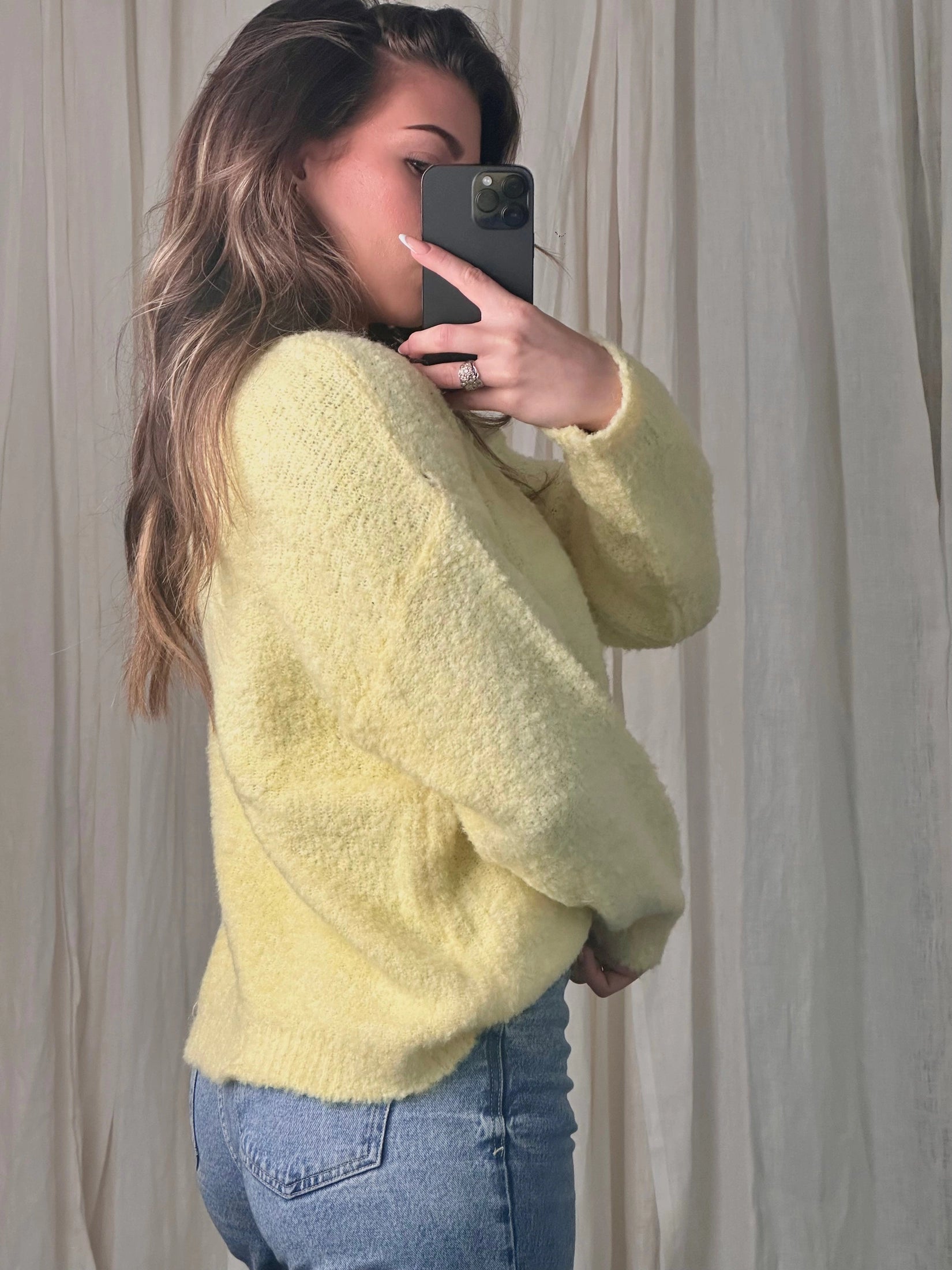 Basic Cardigan mit goldenen Knöpfen - Saint Lys