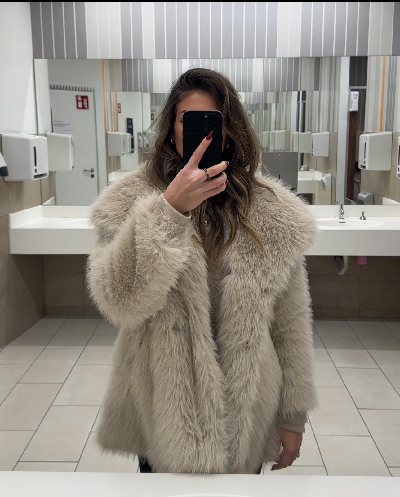 Luxe Mid-Lenght Fur - Saint Lys