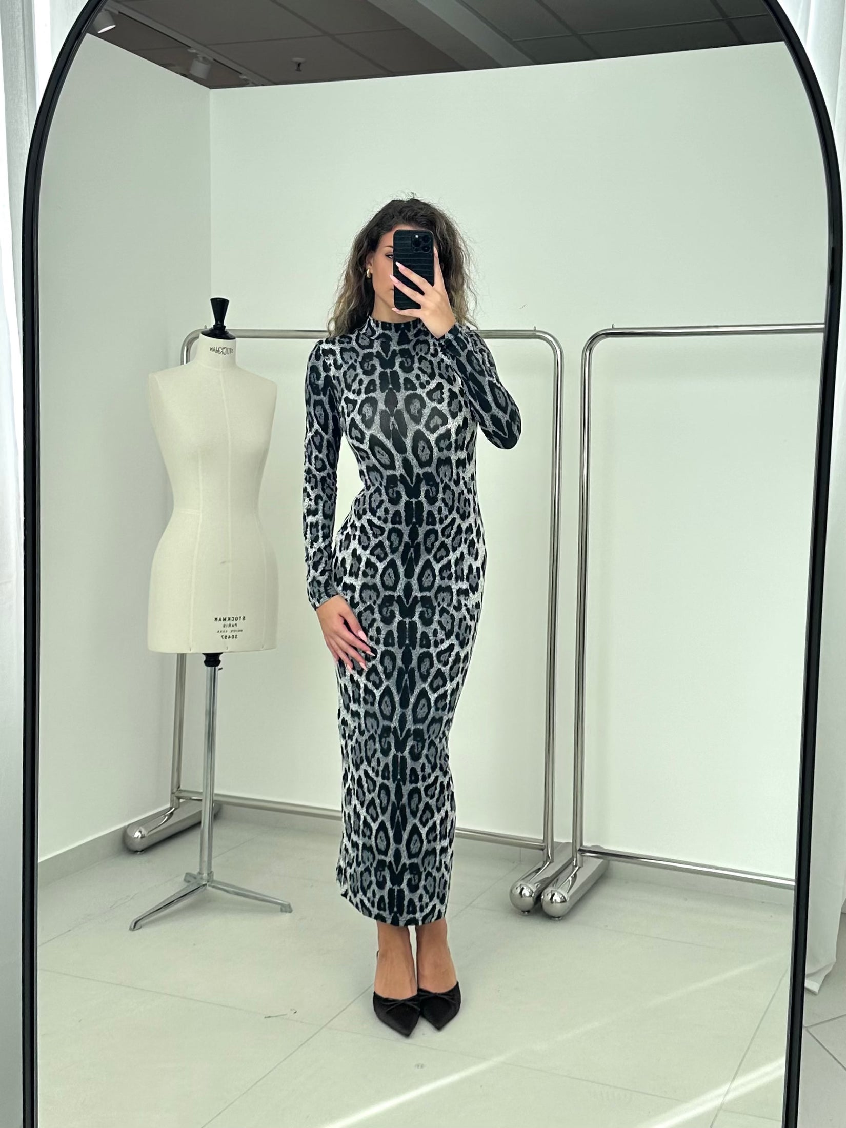 Silhouette Leopard Dress - Saint Lys